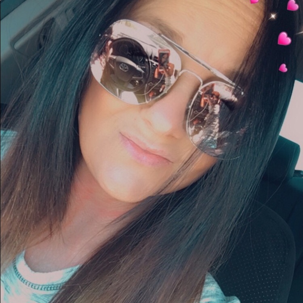 Meet your Posher, Amy